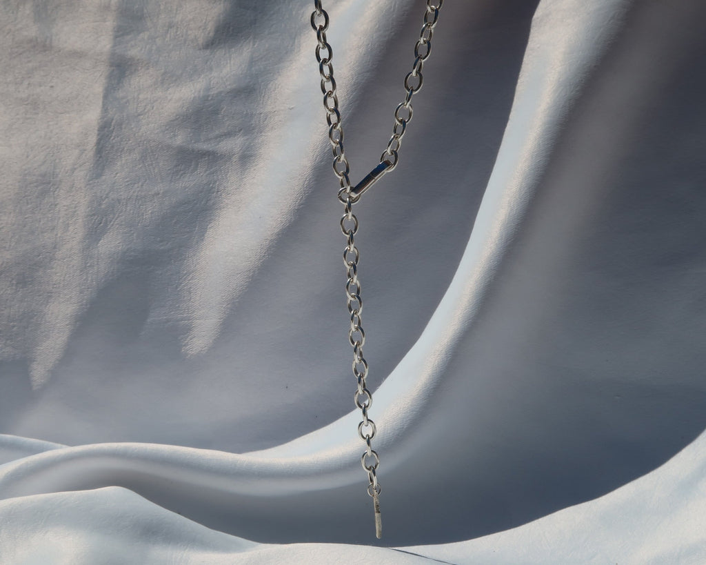 Chunky fish necklace