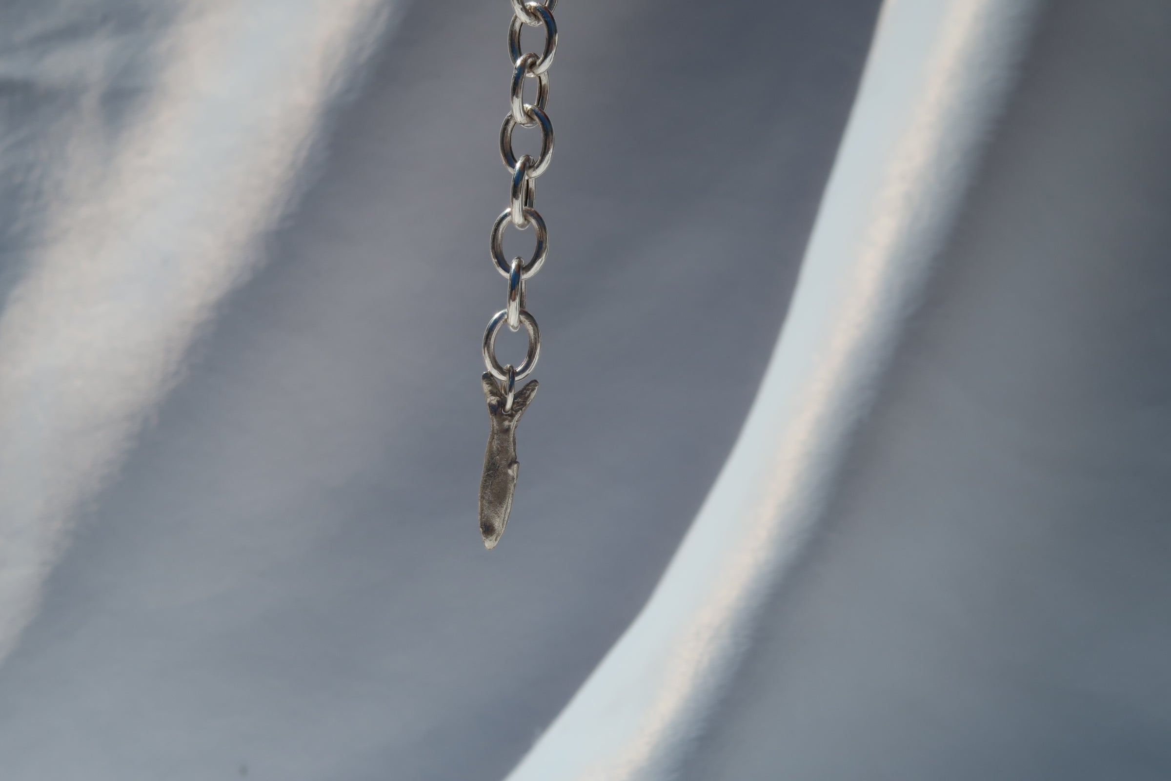 Chunky fish necklace