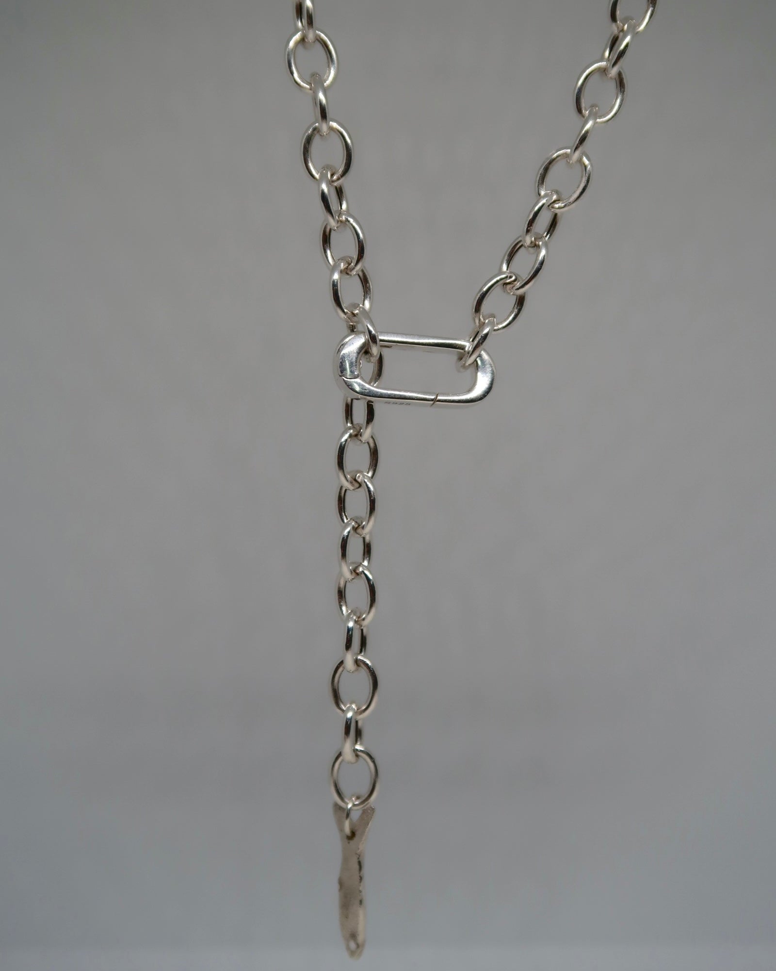 Chunky fish necklace